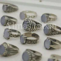 انگشتر های نقره پسرانه بچه گانه با عقیق های یمنی