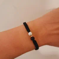 دستبند با گوی طلا و سنگ مشکی و مروارید|جواهرات|تهران, بهار|دیوار