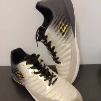 کفش فوتسال وارداتی کره (اصل) درجه یک