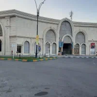 حاشیه-خیابان-دانشگاه-270-متر
