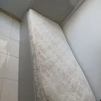 تخت و تشک