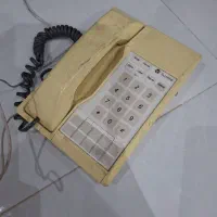 تلفن رو میزی