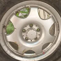 فروش یک عدد لاستیک و رینگ