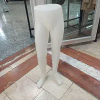 مانکن پا بچگانه