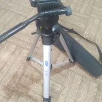 سه پایه دوربین عکاسی وفیلمبرداری