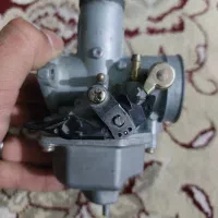 کاربرات موتور با باک نقره ای