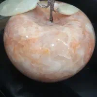 سیب مرمر صورتی
