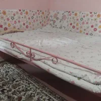 تخت دو نفره آهنی محکم تبدیل به دوطبقه
