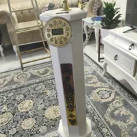 تلفن سلطنتی ایستاده