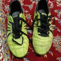 کفش استوک دار