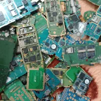 ضایعات برد سوخته و خراب موبایل و کامپیوتر