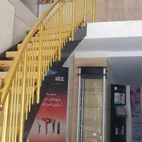 فروش تجاری ۱۱۰ مغازه بهترین موقعیت نزدیک بازار