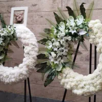 اجاره تاج گل مصنوعی