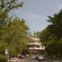 ۳۵۰ متر مستغلات اداری و تجاری بر اصلی شهرآرا
