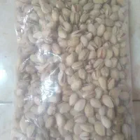 پسته و مغز پسته