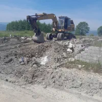 بیل مکانیکی لاستیکی لیپهر ۹۱۲|خودرو سنگین|آستارا, |دیوار