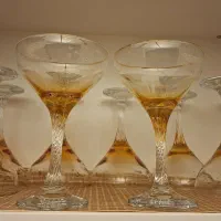 بستنی خوری