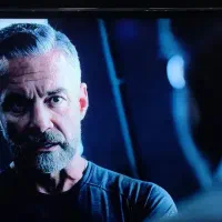 الجی نانو ۵۵ اینچ هوشمند کنترل موسدار با کارتن