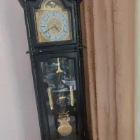ساعت پاندولی ایستاده