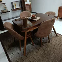 میزغذاخوری