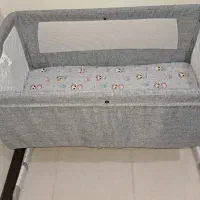 تخت کنار مادر نوزاد