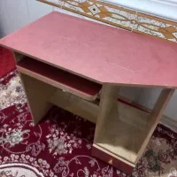 میزکامپیوتر و مطالعه