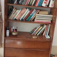 کتابخانه و دراور