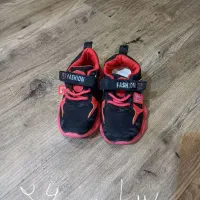 کتونی بچگانه