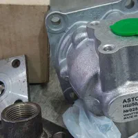 پمپ سرکج دنده ای شیش پستان هیدرو کولرشیر تک دسته|قطعات یدکی و لوازم جانبی|اصفهان, شهرک صنعتی امیرکبیر (شاپور جدید)|دیوار