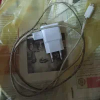 هندزفری  بلوتوثی سامسونگ و شارژر فابریک سامسونگ|لوازم جانبی موبایل و تبلت|قم, زند آباد|دیوار