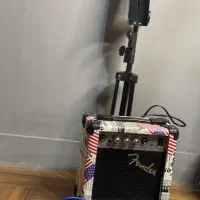 آمپلیفایرFender 10Wبه همراه لوازم دیگر|گیتار، بیس، امپلیفایر|هشتگرد, فاز ۱ مهستان|دیوار