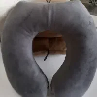 بالش گردنی و نشیمن دوناتی