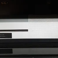 Xbox one s ایکس باکس وان اس کم کارکرد|کنسول، بازی ویدئویی و آنلاین|کرج, اصفهانی‌ها|دیوار