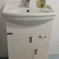 سرویس روشویی و توالت فرنگی