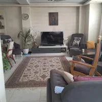 ۵۵متری/خوش نقشه/غرق نور /زیر قیمت