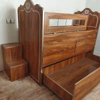 تخت خواب دو طبقه  بسیار زیبا ومحکم ازجنس مرغوب