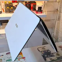 لبتاب ایسوس
