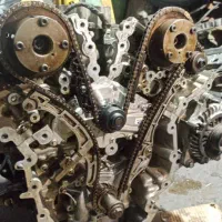 استخدام مکانیک خودرو خارجی ماهر و نیمه ماهر