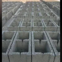 بلوک سیمانی و لوله