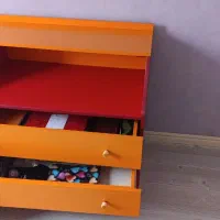 تخت و میز دراور کودک/نوجوان رنگی (نارنجی/قرمز)|تخت و سرویس خواب|رشت, معلم|دیوار