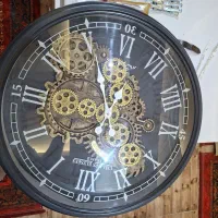 ساعت دیواری