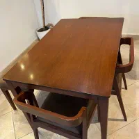 میز نهارخوری