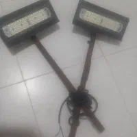 دو عدد پرژکتور قوی و30 متر ال ای دی وتابلو