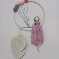 دیوارکوب فرشته با برگ مکرومه سیسمونی