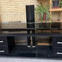 میز تلویزیون شیشه ای