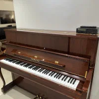 پیانو یاماها yu10 با سیستم سایلنت و دیسکلاویه