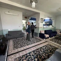 دو خواب درب حیاط ماشین رو سند دار ملک|فروش خانه و ویلا|شیراز, شریفآباد|دیوار