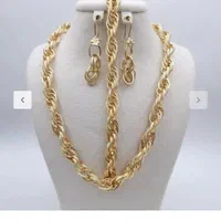 ست بدلیجات حلقه ای ورساچه