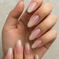 آفر ویژه کاشت ناخن