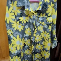 لباس دخترانه|کفش و لباس بچه|نجفآباد, پادگان عاشورا|دیوار